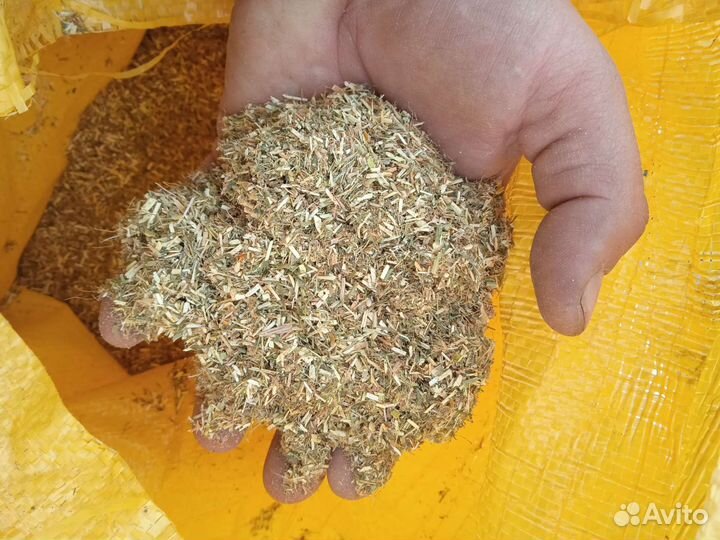 Измельчитель сена, сенодробилка