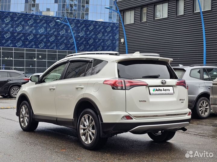 Toyota RAV4 2.5 AT, 2016, 75 000 км
