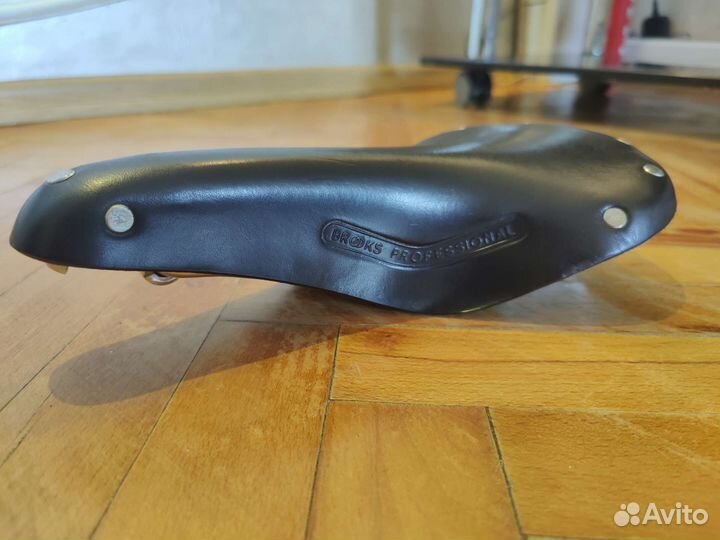 Brooks Team Pro Classic Black16см