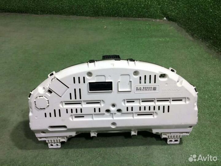 Панель приборов Honda Shuttle GP7 LEB 2016