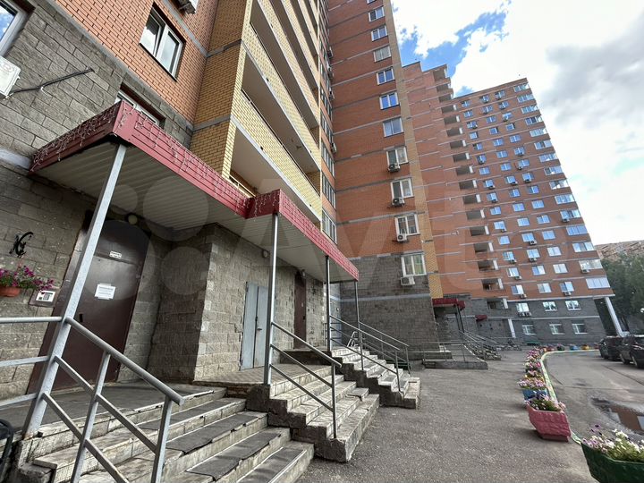 2-к. квартира, 61,6 м², 8/17 эт.