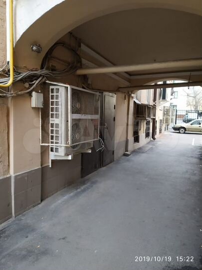 Комната 23 м² в 4-к., 2/4 эт.