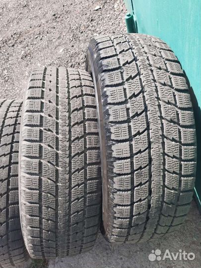 Toyo Observe GSi-5 225/65 R17 102W