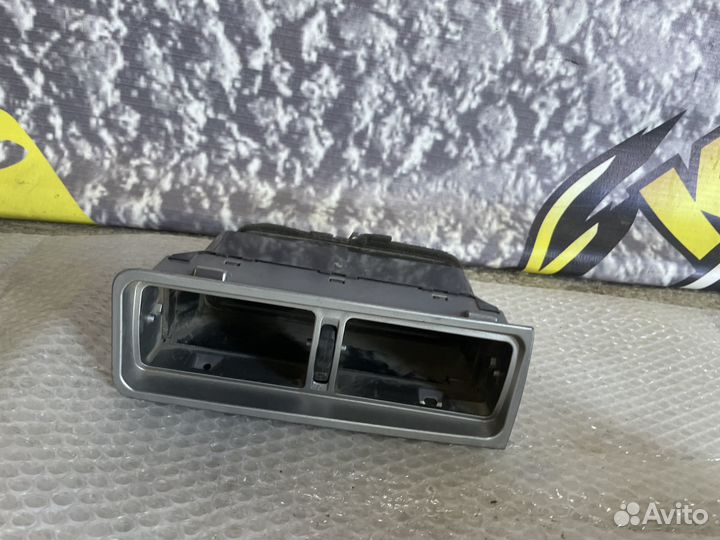 Накладка центральной решетки вентиляции Nexia Некс