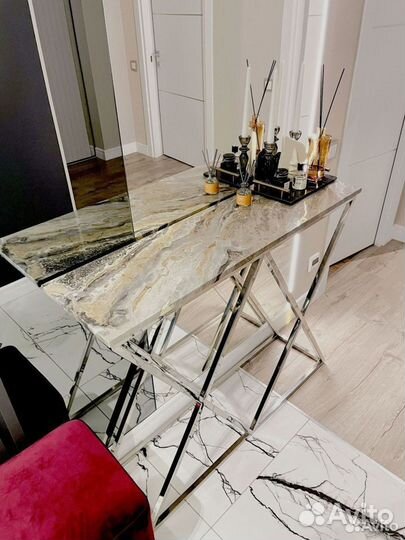 Консоли из натурального камня и стекла