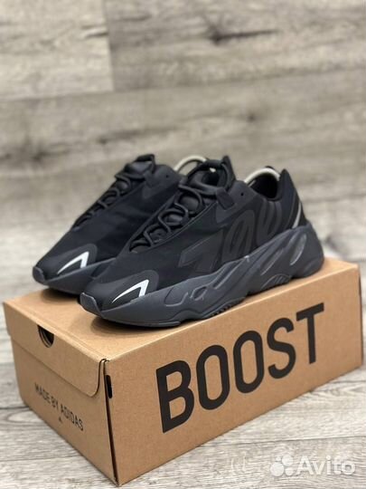 Кроссовки Adidas Yeezy Boost 700 mnvn (41-45)