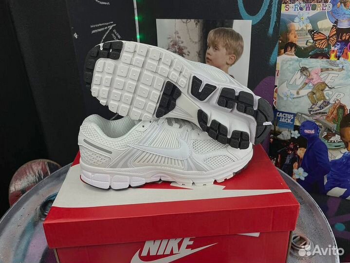 Кроссовки Nike Air Zoom Vomero арт:79525412