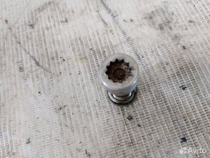 Болт Skoda Octavia (A5 1Z) 2004-2013 хетчбэк