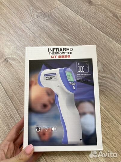Бесконтактный инфракрасный термометр