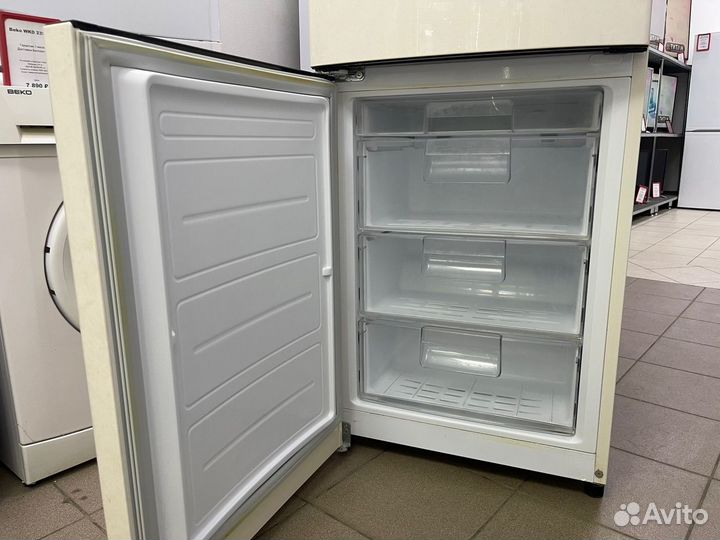 Холодильник LG GA-B379 seca