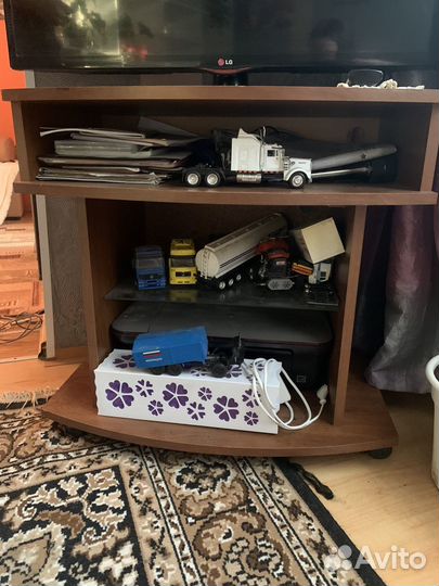 Тумба под телевизор