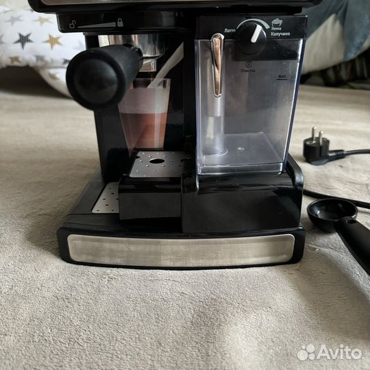 Кофеварка рожковая Vitek VT-1514 BK