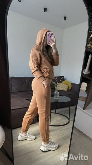 Костюм женский спортивный serovski XS 40-44