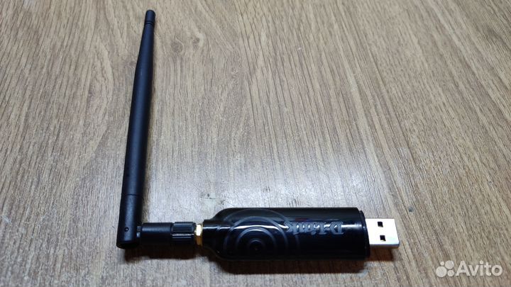 Сетевой адаптер WiFi D-Link DWA-137 USB