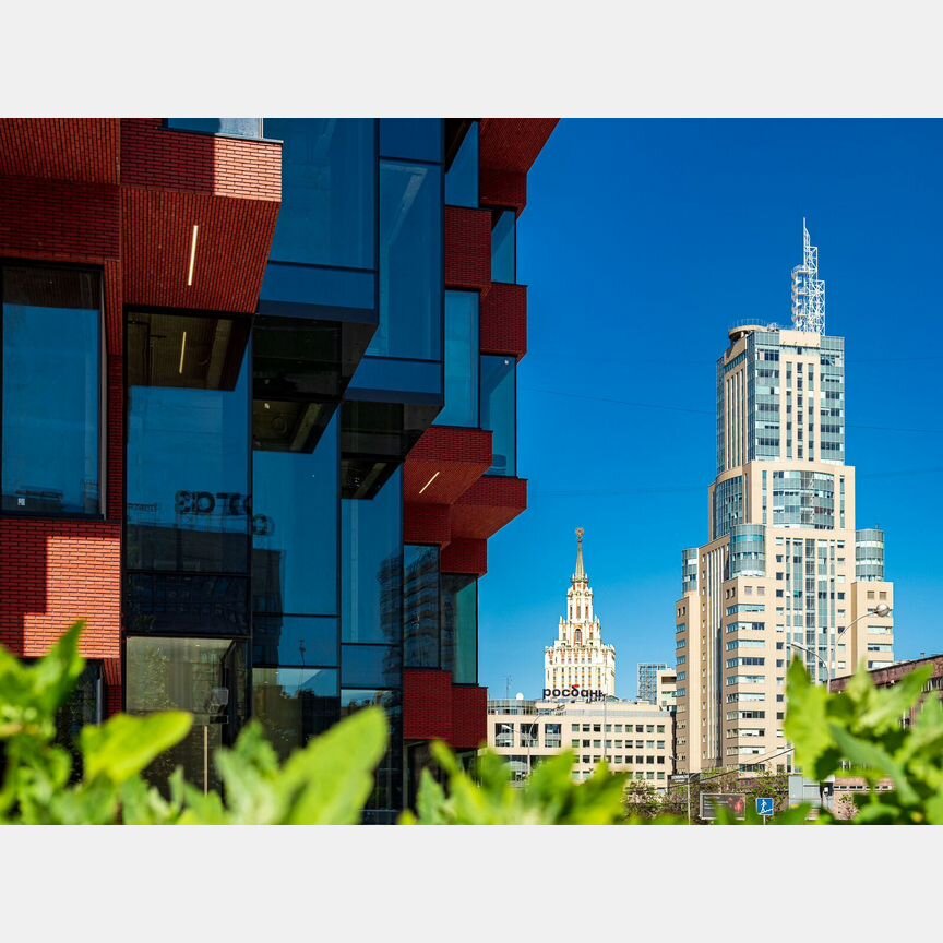 2-к. апартаменты, 65 м², 9/19 эт.