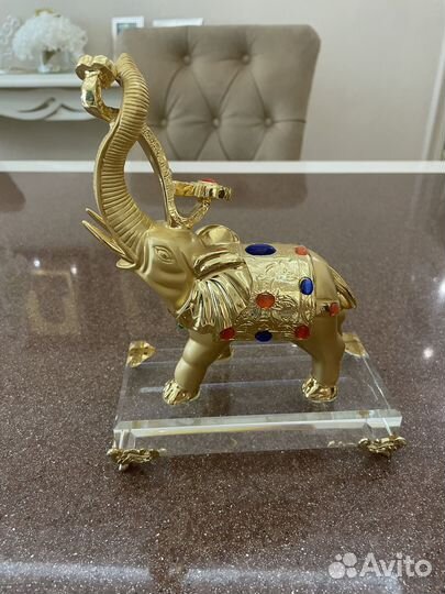 Статуэтка слона