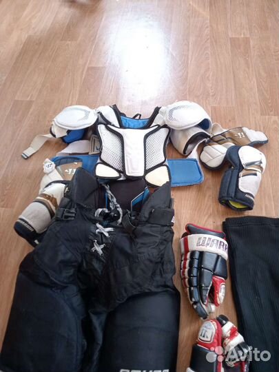 Продам хоккейную форму