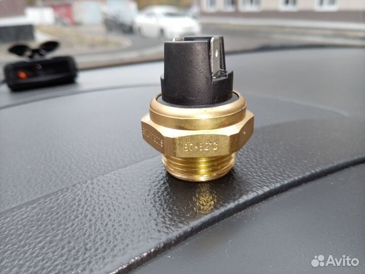 Датчик включения вентилятора охлаждения ваз