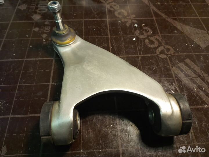 Рычаг передней подвески Альфа-Ромео 156(левый)