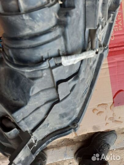 Фара передняя правая на mitsubishi outlander 3