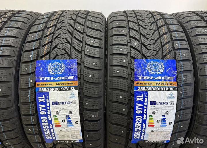 Tri Ace Snow White II 255/35 R20 24J