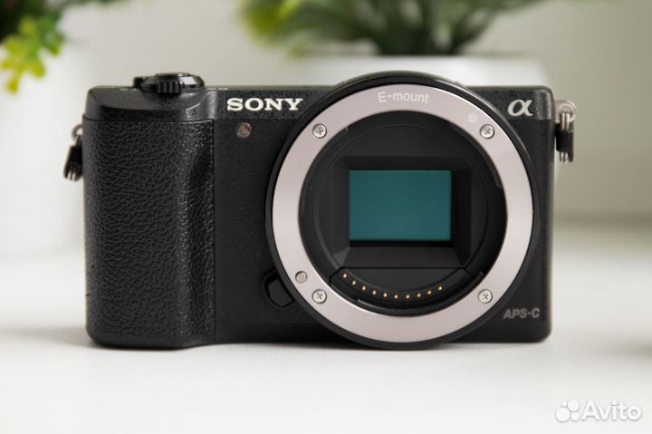 Sony A5100 Kit (Пробег 2 тысячи)