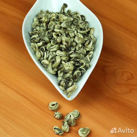 Би Ло Чунь Изумрудные Спирали