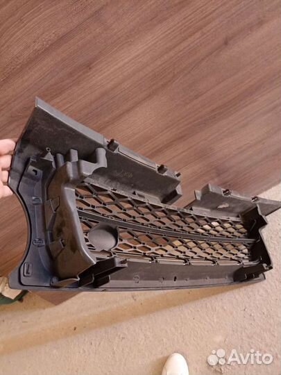 Решётка радиатора ренж ровер спорт 2