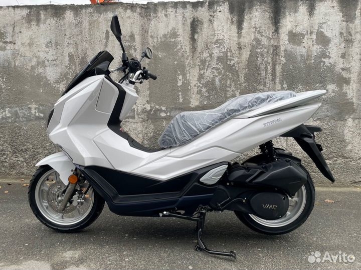 Скутер Vento PCX VMC (white)