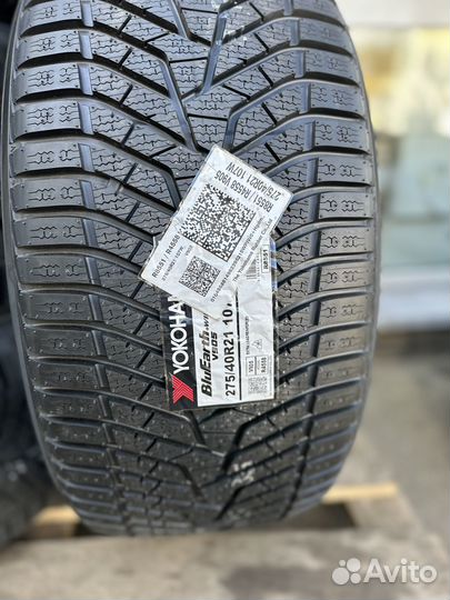 Yokohama BluEarth Winter V905 275/40 R21 и 315/35 R21 111W