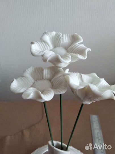 Цветы из фарфора
