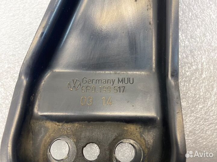 Кронштейн левый Volkswagen Polo седан 1.6 2014