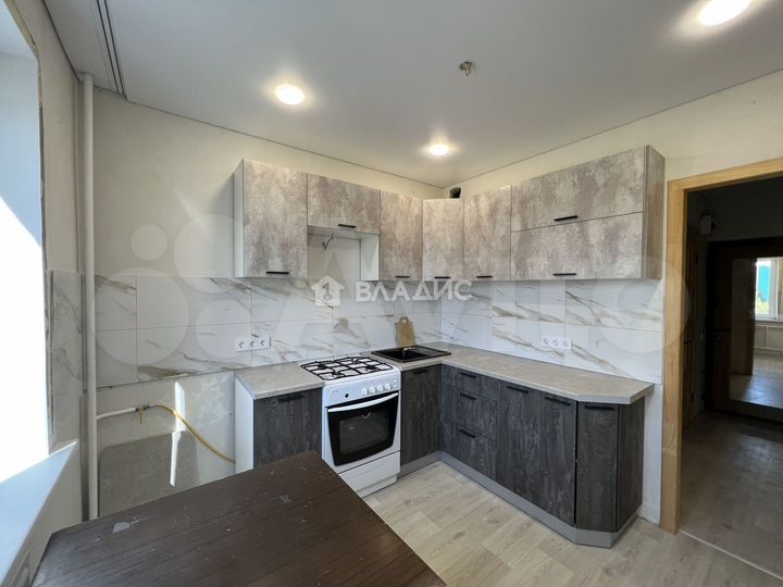 2-к. квартира, 48,2 м², 7/10 эт.