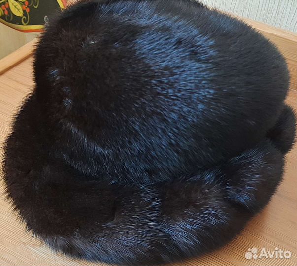 Зимняя женская шляпка - шапка