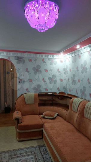 1-к. квартира, 42 м², 1/2 эт.