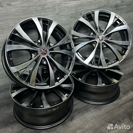 Из Японии R18 5x114,3 Lehrmeister Premix Sasiscaia