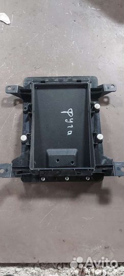 Накладка заднего дивана на Nissan Fuga