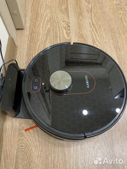 Робот-пылесос garlyn SR-800 Max