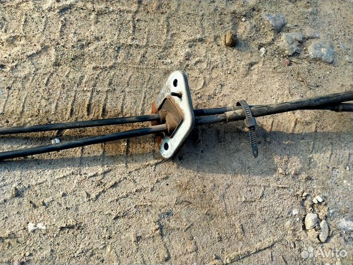 Кулиса МКПП с тросами Mitsubishi Lancer 6