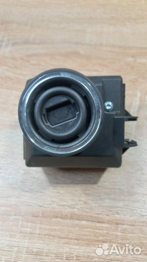 Замок зажигания Mercedes-Benz C-Class C250 W204 W