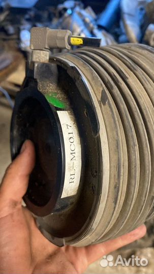 Пневмоамортизатор подвески Kia Quoris 3.8 G6DD