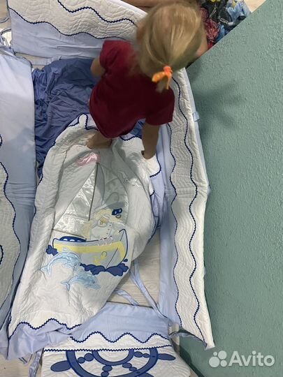 Бортики в кровать