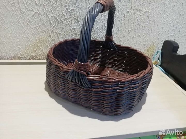 Корзина плетеная