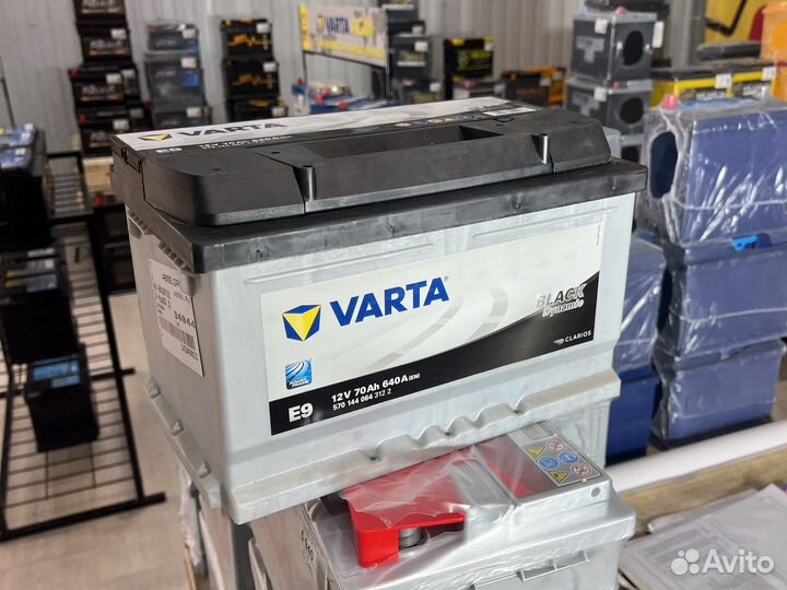 Аккумулятор Varta 70Ач 640А низкий