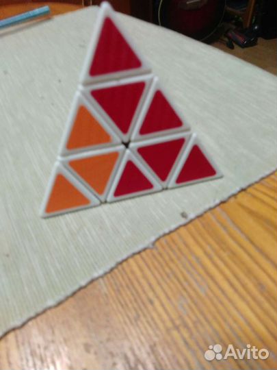 Пирамида Рубика