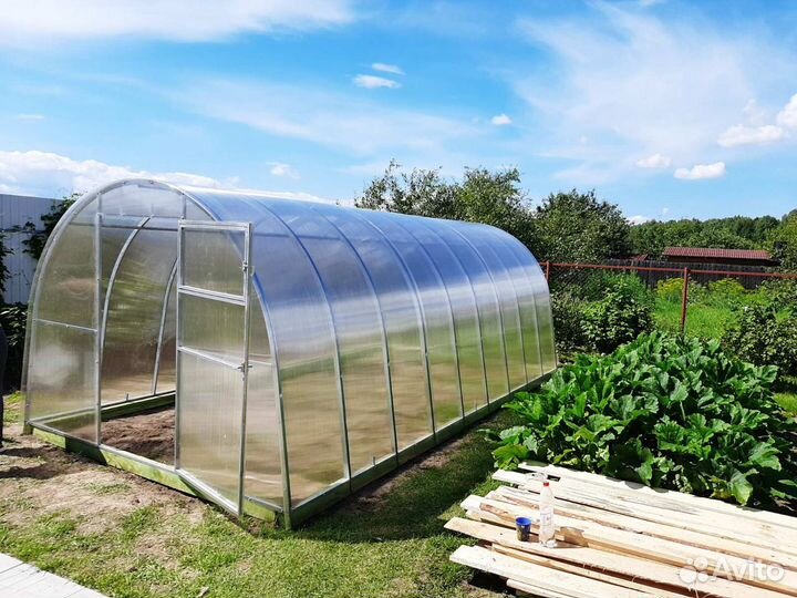 Теплица в Пильне