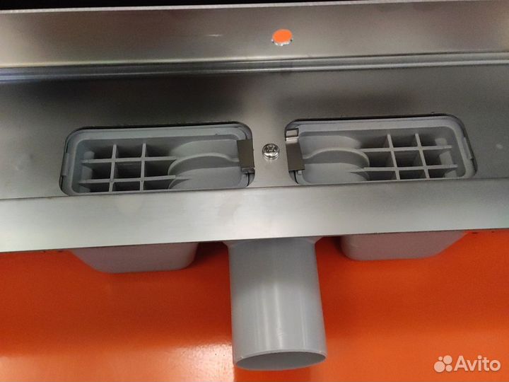 Душевой трап в стену / линейный трап в стену