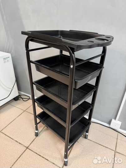 Тележка парикмахерская