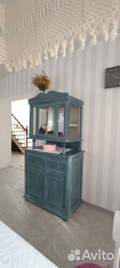 Старинный буфет - горка