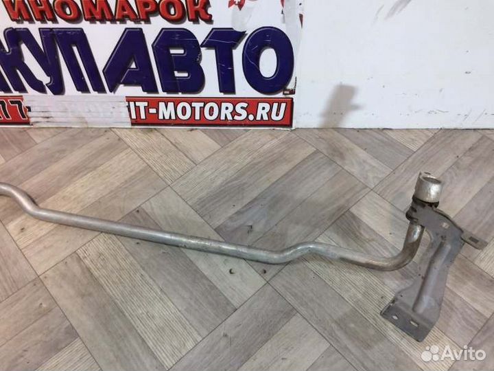 Трубка кондиционера передняя Nissan Pathfinder R51